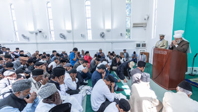 Photo of امیر المومنین حضرت خلیفۃ المسیح الخامس ایّدہ اللہ تعالیٰ بنصرہ العزیز کی مصروفیات مورخہ 18 تا 24 جنوری 2019ء