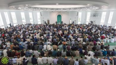 Photo of خطبہ عید الفطر سیّدنا امیر المومنین حضرت مرزا مسرور احمد خلیفۃ المسیح الخامس ایّدہ اللہ تعالیٰ بنصرہ العزیز۔ 24؍مئی 2020ء