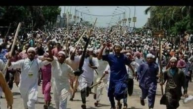 Photo of بنگلہ دیش میں جماعت احمدیہ سے تعلق رکھنے والے پُر امن اور مثالی شہریوں کی املاک پر شر پسند ملاؤں کا حملہ