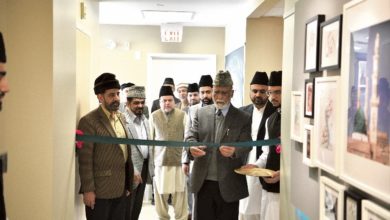 Photo of جامعہ احمدیہ کینیڈا کے زیرِ اہتمام ’خلافتِ راشدہ‘ کے موضوع پر ایک خصوصی نمائش