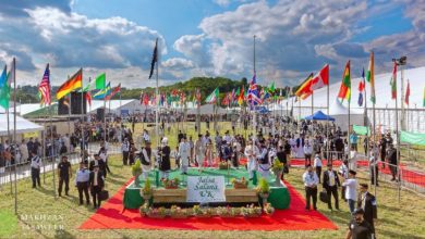 Photo of جماعت احمدیہ برطانیہ کے جلسہ سالانہ 2018ء کے موقع پر امیر المومنین حضرت مرزا مسرور احمد خلیفۃ المسیح الخامس ایدہ اللہ تعالیٰ بنصرہ العزیز کا افتتاحی خطاب