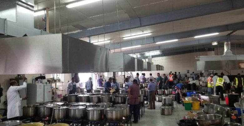 Photo of ’اور آج میں ایک دنیا کو کھلانے والا بن گیا ہوں‘