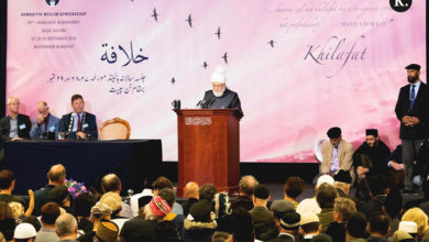 Photo of دنیا کے امن اور فردِ واحد کے ذہنی سکون کا سادہ اور آسان طریق اللہ تعالیٰ سے پختہ تعلّق میں ہے