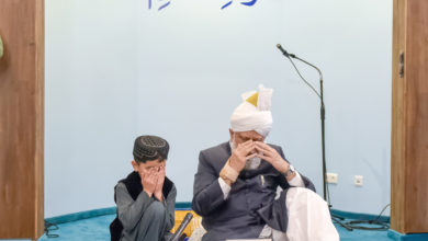 Photo of حضرت خلیفۃ المسیح الخامس ایّدہ اللہ تعالیٰ بنصرہ العزیز کا دورۂ یورپ (اکتیسواں روز، جمعۃ المبارک 25؍ اکتوبر2019ء)