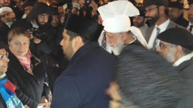 Photo of فرانس کے شہر سٹراس برگ (Straßburg) میں حضرت خلیفۃ المسیح ایّدہ اللہ تعالیٰ بنصرہ العزیز کی آمد