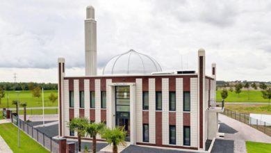 Photo of ’’مسجد بیت العافیت‘‘ کے افتتاح کا پروگرام۔ پریس کانفرنس۔ حضور انور کا بصیرت افروز خطاب۔ تقریب میں شامل مہمانوں کے تأثرات