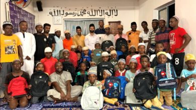 Photo of مایوٹ آئی لینڈ میں اسکول بیگز کی تقسیم