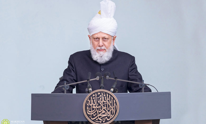 Photo of تمام دنیا میں بسنے والے احمدیوں کے لیے دعا کی تحریک