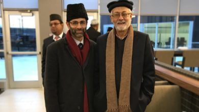 Photo of مکرم سید میر قمر سلیمان صاحب کے ساتھ ایک گفتگو