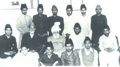 Photo of میرے محسن حضرت ملک سیف الرحمان صاحب مرحوم (سابق پرنسپل جامعہ احمدیہ ربوہ)