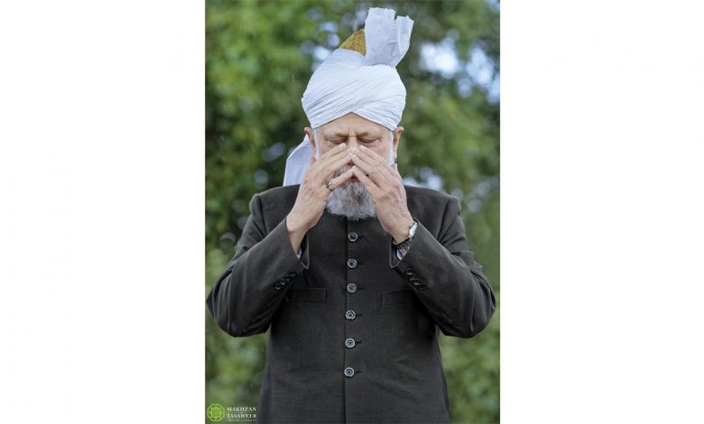 Photo of بنگلہ دیش، پاکستان اور افریقہ کے احمدیوں نیز فلسطینی مسلمانوں کے لیے دعاؤں کی تحریک