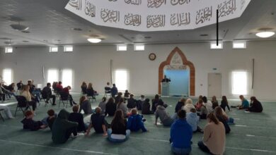Photo of احمدیہ مسجد بیت النصر اوسلو، ناروے میں مختلف سکولوں کے طلبا کی آمد