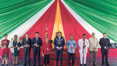 Photo of افراد جماعت سُرینام کے لیے اعلیٰ سِول ایوارڈز