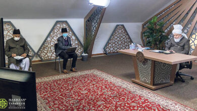 Photo of امیر المومنین حضرت خلیفۃ المسیح الخامس ایّدہ اللہ تعالیٰ بنصرہ العزیز کے ساتھ جرمنی کےواقفین و واقفات نو ڈاکٹرز کی (آن لائن)ملاقات