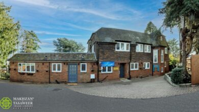 Photo of حضرت خلیفۃ المسیح ایّدہ اللہ کے دستِ مبارک سے ’سرائے ناصر‘ کا افتتاح