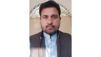 Photo of عقیدے کے اختلاف کی بنا پر اوکاڑہ میں مدرسے کے طالب علم کے ہاتھوں احمدی نوجوان سرعام شہید