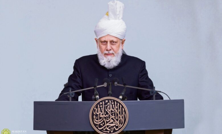 Photo of پاکستان، الجزائر اور افغانستان میں بسنے والے احمدیوں کے لیے دعاؤں کی تازہ تحریک