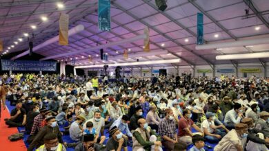 Photo of جماعت احمدیہ برطانیہ کے جلسہ سالانہ کے موقع پر29؍جولائی 2017ء بروز ہفتہ سیدنا امیر المومنین حضرتخلیفۃ المسیح الخامس ایدہ اللہ تعالیٰ بنصرہ العزیز  کا حدیقۃالمہدی( آلٹن) میں دوسرے دن بعد دوپہر کا خطاب