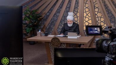 Photo of امیر المومنین حضرت خلیفۃ المسیح الخامس ایّدہ اللہ تعالیٰ بنصرہ العزیز کے ساتھ نیشنل عاملہ لجنہ اماء اللہ بیلجیم کی (آن لائن) ملاقات