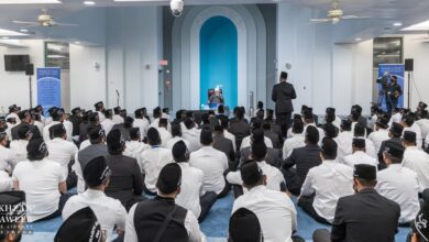 Photo of حضورِ انور کے ساتھ واقفینِ نَو کی کلاس (مسجد بیت الرحمٰن، میری لینڈ)