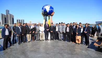 Photo of وِنڈسر(کینیڈا) میں یاد گارِامن (Peace Monument) کیشاندار افتتاحی تقریب۔ صوبائی ممبر پارلیمنٹ، میئرسٹی آف ونڈسر اوردیگر معزز شخصیات کی شمولیت۔ ذرائع ابلاغ میں بھرپوراشاعت۔