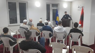 Photo of جماعت احمدیہ کوسوو کے تحت یوم آزادی کی تقریب