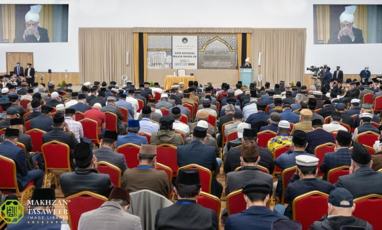 Photo of ’’صحابہ سے ملا جب مجھ کو پایا‘‘ (نمائندگان شوریٰ کی ذمہ داریوں کی بابت حضور انور کا مجلس شوریٰ برطانیہ ۲۰۲۳ء سے خطاب)