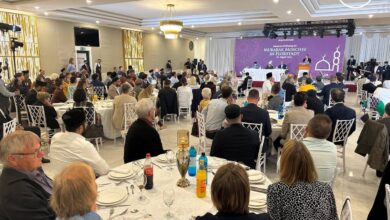 Photo of مساجد حقوق اللہ کے ساتھ حقوق العباد کی ادائیگی کا بھی پیغام دیتی ہیں (حضور انور کا مسجد مبارک Florstadt، جرمنی کی افتتاحی تقریب سے خطاب)