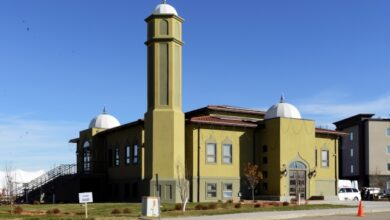 Photo of امیرالمومنین حضرت خلیفۃالمسیح الخامس ایدہ اللہ تعالیٰ بنصرہ العزیز کا دورۂ کینیڈا  2016ء