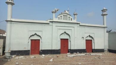 Photo of چک نمبر ۱۶۸۔ مراد ضلع بہاولنگر (پاکستان) میں احمدیہ مسجد کے مناروں کو شہید کردیا گیا
