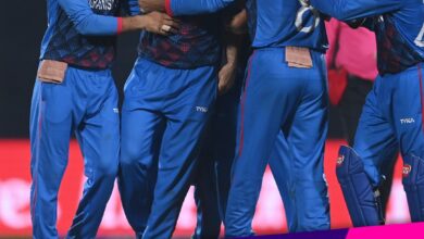 Photo of کرکٹ ورلڈ ۲۰۲۳ کا بڑا اَپ سیٹ: دفاعی چیمپئن انگلینڈ کو افغانستان کے ہاتھوں  شکست