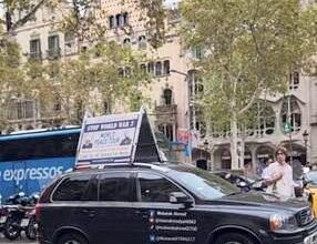 Photo of خلافت خامسہ کے پیغامِ امن کو پھیلانے کے لیے کار پر دنیا کا سفر