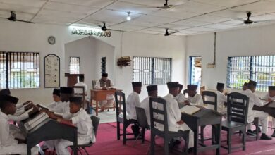 Photo of مدرسۃ الحفظ سیرالیون کے پہلےخوش نصیب حافظِ قرآن کا اعزاز