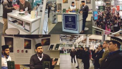 Photo of جماعت احمدیہ فِن لینڈ کی ہیلسنکی کتاب میلہ میں شرکت نیز قرآن کریم کے فنش ترجمہ کی تاریخی تقریبِ رونمائی