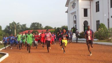 Photo of جامعہ احمدیہ انٹرنیشنل گھانا میں کر اس کنٹری ریس