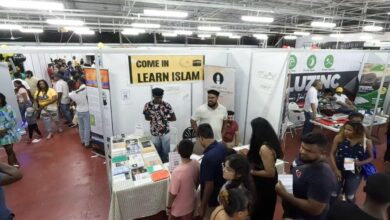 Photo of گیانا، ویسٹ انڈیز میں نیشنل بک سٹال میں جماعت احمدیہ کی شرکت