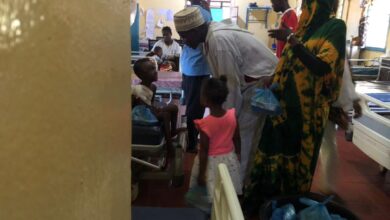 Photo of رمضان المبارک میں گیمبیاکے لوئر ریور ریجن کے ہسپتال میں افطاری کی تقسیم