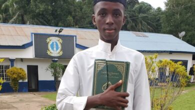 Photo of مدرسۃ الحفظ سیرالیون کے پانچویں طالب علم کا تکمیلِ حفظِ قرآن کا اعزاز
