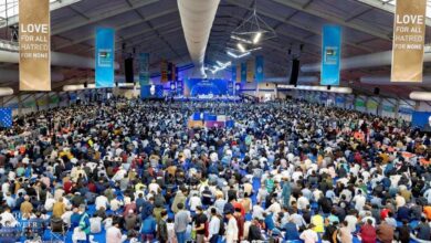 Photo of جلسہ سالانہ جماعت احمدیہ برطانیہ 2023ء کے موقع پر مستورات کے اجلاس سے سیدنا امیر المومنین حضرت خلیفۃ المسیح الخامس ایدہ اللہ تعالیٰ کا بصیرت افروز خطاب