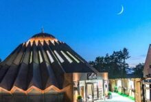 Photo of حضرت خلیفۃ المسیح الخامس ایدہ اللہ تعالیٰ بنصرہ العزیز کی مصروفیات