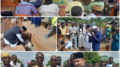 Photo of آئیوری کوسٹ کے ریجن اومے کی جماعت گولیکاؤ میں مسجد کی تقریب سنگ بنیاد