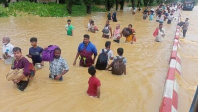 Photo of بنگلہ دیش میں آنے والے ہولناک سیلاب میں جماعت احمدیہ کی بے لوث خدمات