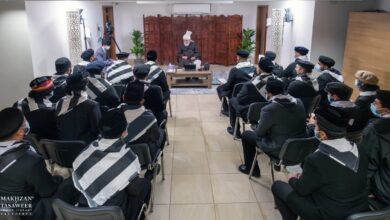 Photo of امیر المومنین حضرت خلیفۃ المسیح الخامس ایّدہ اللہ تعالیٰ بنصرہ العزیز کے ساتھ مجلس خدام الاحمدیہ امریکہ کے ساؤتھ ویسٹ ریجن کےایک وفد کی ملاقات