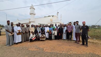 Photo of دنیائے احمدیت میں سال نو کے آغاز پر باجماعت نماز تہجد اور مثالی وقار عمل کے حوالے سے ایک رپورٹ (قسط دوم)