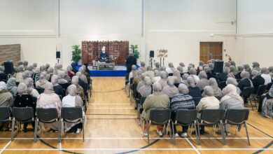 Photo of امیر المومنین حضرت خلیفۃ المسیح الخامس ایّدہ اللہ تعالیٰ بنصرہ العزیز کے ساتھاحمدی طالبات کی تنظیم احمدیہ مسلم ویمن سٹوڈنٹس ایسو سی ایشن(AMWSA)جرمنی کے ایک وفدکی ملاقات