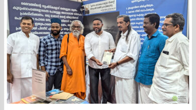 Photo of ہندوستان کے مختلف شہروں میں منعقدہ بُک فیئرز میں جماعت احمدیہ کا بُک اسٹال