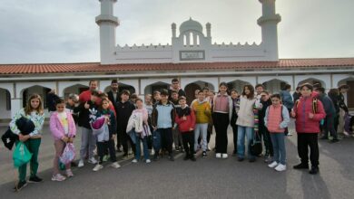 Photo of قرطبہ، سپین کے ایک سکول میں اسلام احمدیت پر لیکچر اور سکول کے طلبہ کا دورہ مسجد بشارت