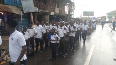 Photo of سیرالیون میں میلاد النبی کی مناسبت سے جلوس میں شرکت اور جلسہ ہائے سیرۃالنبیﷺ کا انعقاد