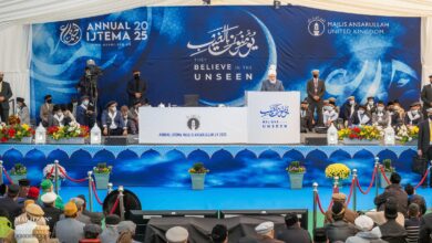 Photo of امیرالمومنین حضرت خلیفۃالمسیح الخامس ایدہ اللہ تعالیٰ بنصرہ العزیز کا مجلس انصار اللہ برطانیہ کے سالانہ نیشنل اجتماع 2025ء کے موقع پر پُر معارف اختتامی خطاب کا خلاصہ