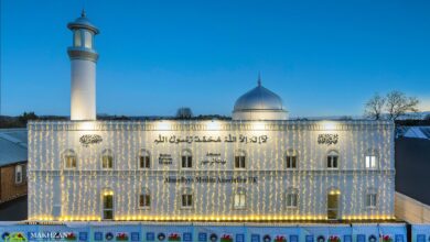 Photo of امیرالمومنین حضرت خلیفۃالمسیح الخامس ایدہ اللہ تعالیٰ بنصرہ العزیز کے مسجد بیت الرحیم، کارڈف، ویلز کے افتتاح کے موقع پر بصیرت افروز خطاب کا خلاصہ